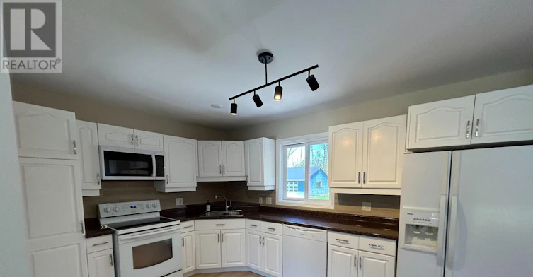 64 Silver Creek Drive, Collingwood, ON, L9Y 4W9 - 3