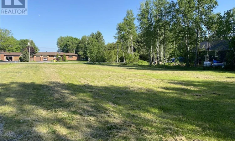 LOT-10 Pinewood Boulevard