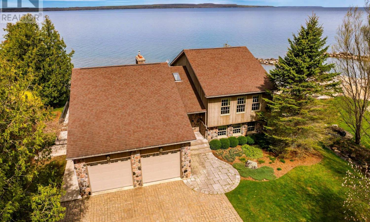 148 Rainbow Beach Road