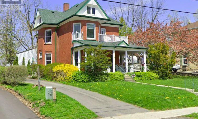114 Frances Street