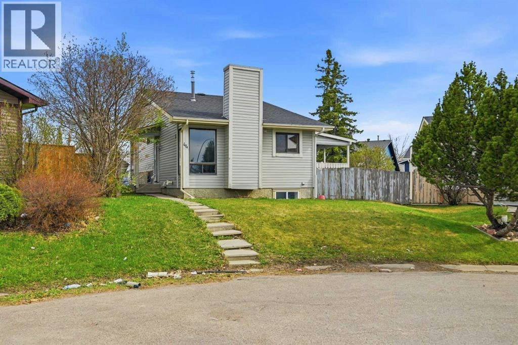 44 Castleridge Close NE, Calgary, AB, T3J 1Y9