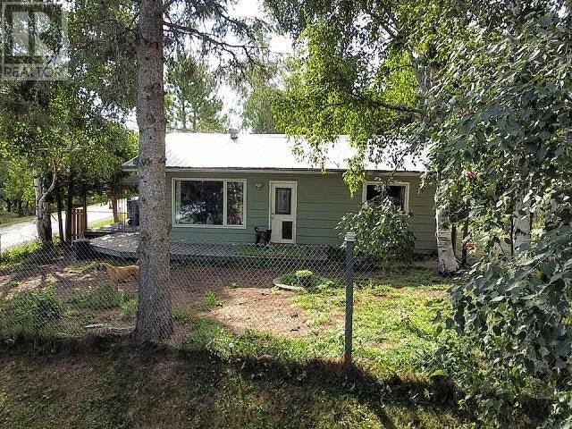 33 Victoria Street N, Kenora, ON, P0V 2W0
