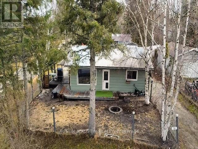 33 Victoria Street N, Kenora, ON, P0V 2W0