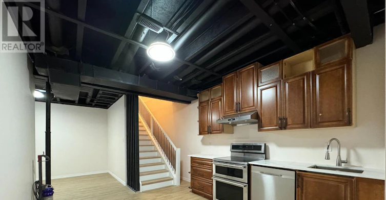 804 Hot Springs Way, Ottawa, ON, K1V 1R9 - 4