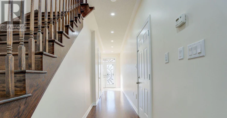 33 Antibes Drive, Brampton, ON, L6X 0R8 - 3