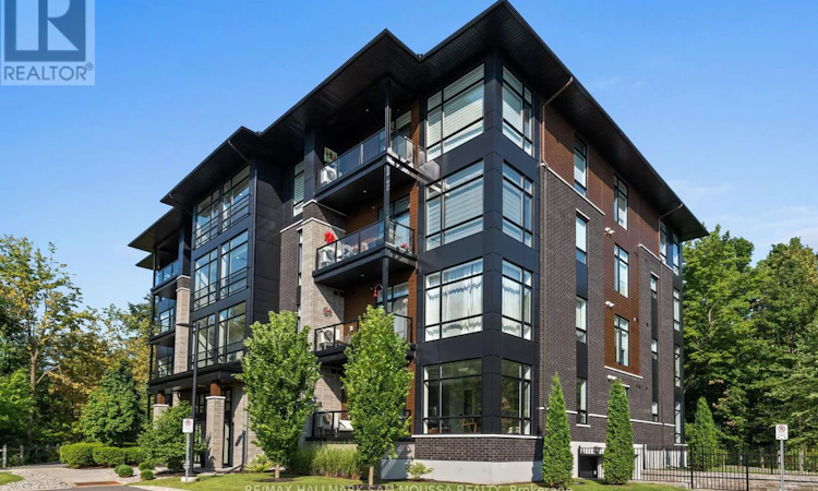 101-120 Cortile Private