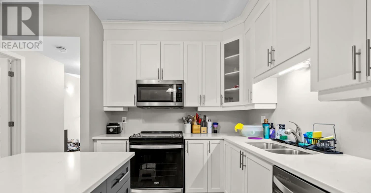 405-99 St Moritz Trail, Russell, ON, K0A 1W0 - 7