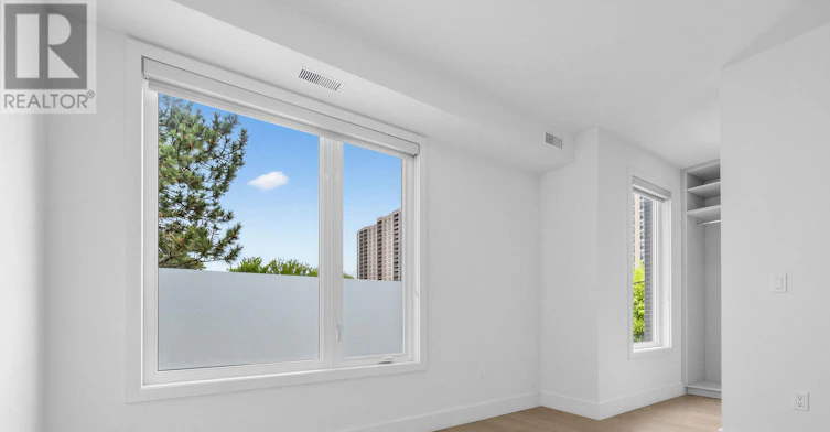 2-909 Castlefield Avenue, Toronto, ON, M6B 1C9 - 22