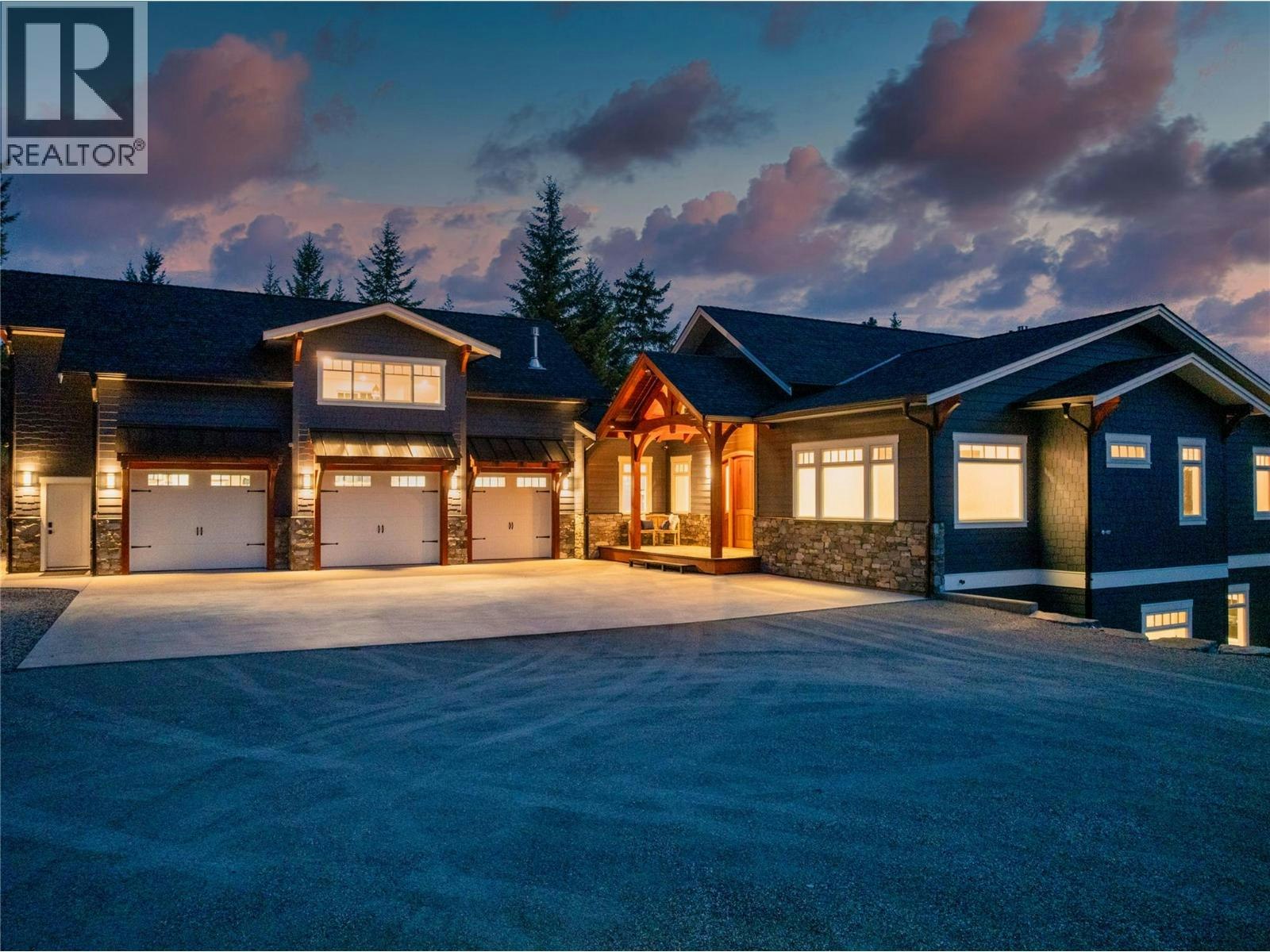 3401 Roncastle Road, Blind Bay, BC, V0E 1H1 - 2