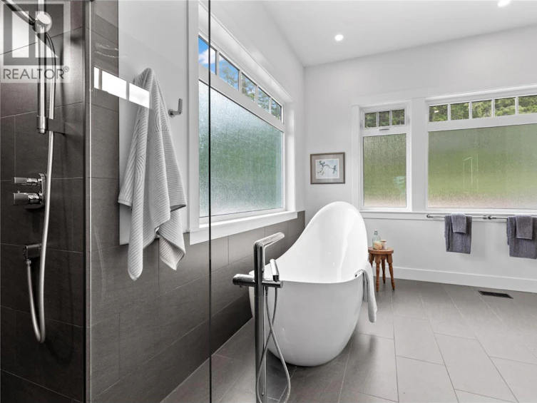 3401 Roncastle Road, Blind Bay, BC, V0E 1H1 - 39