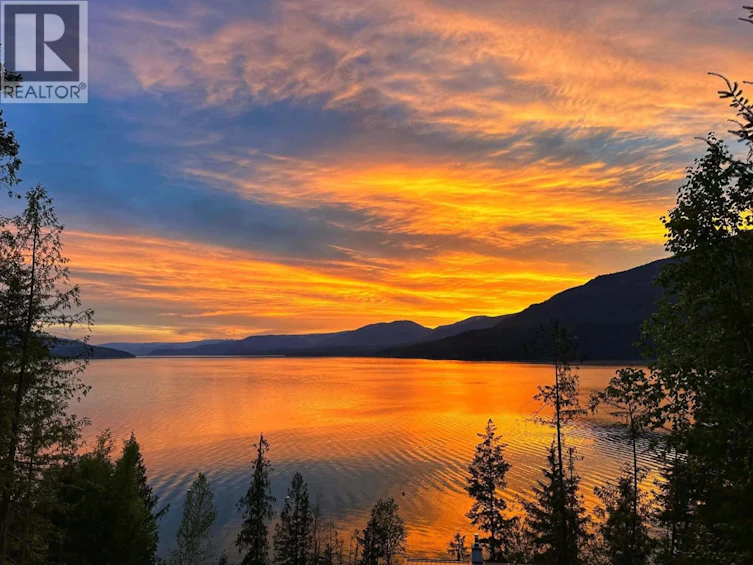 3401 Roncastle Road, Blind Bay, BC, V0E 1H1 - 98