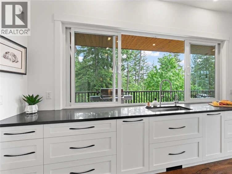 3401 Roncastle Road, Blind Bay, BC, V0E 1H1 - 24