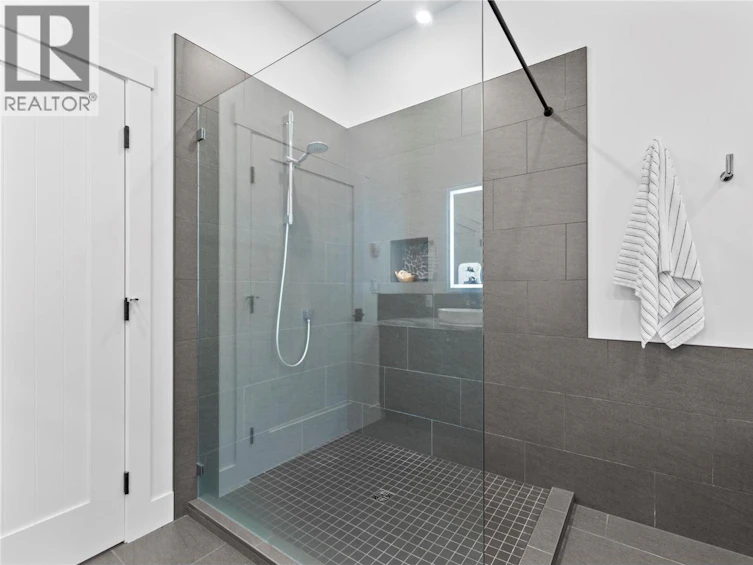 3401 Roncastle Road, Blind Bay, BC, V0E 1H1 - 56