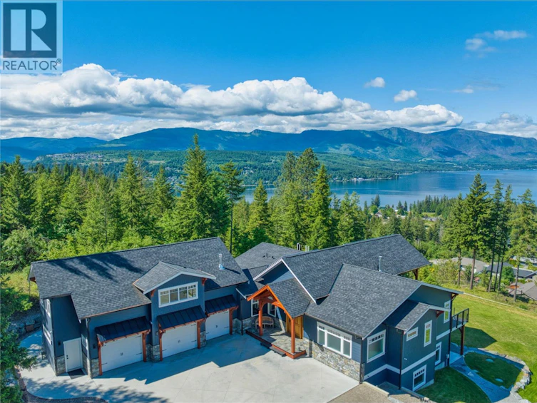 3401 Roncastle Road, Blind Bay, BC, V0E 1H1