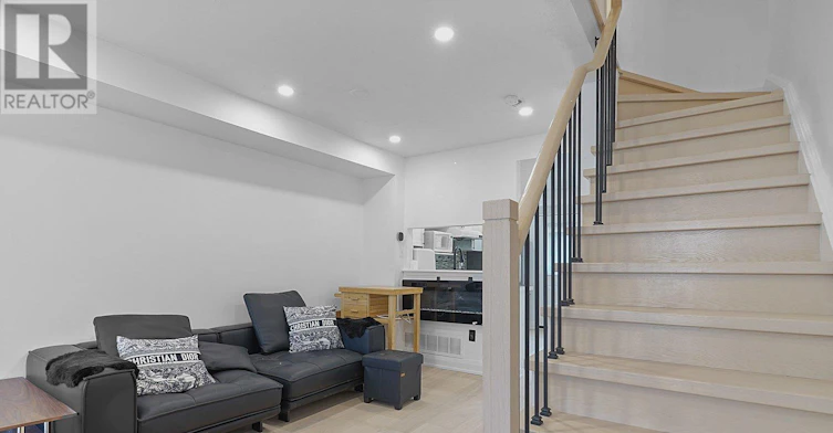 9542 Sheppard Avenue E, Toronto, ON, M1B 5Z4 - 4