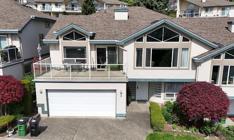 8-8590 Sunrise Drive