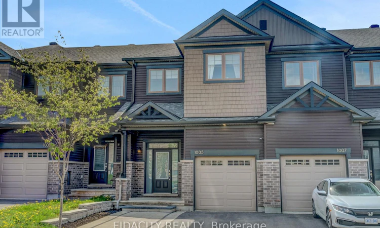 1005 Kijik Crescent