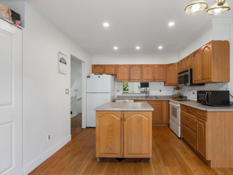 3-13981 70 Avenue, Surrey, BC, V3W 0J8 - 10