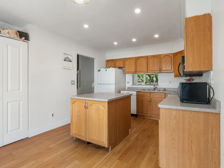3-13981 70 Avenue, Surrey, BC, V3W 0J8 - 9
