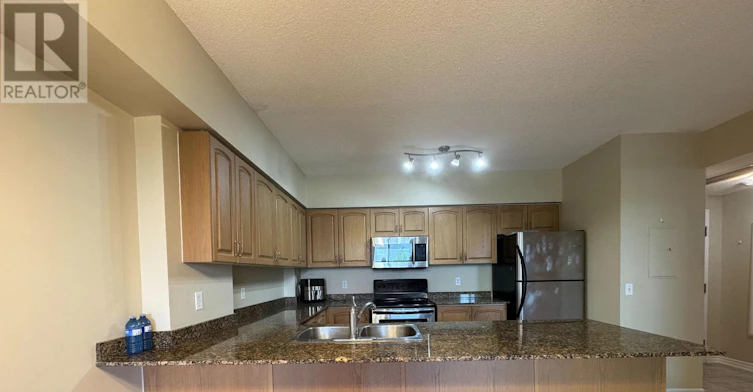 402-47 Caroline Street N, Hamilton, ON, L8R 2R6 - 5