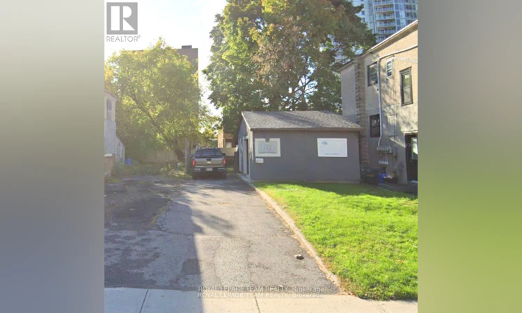 66 Pamilla Street