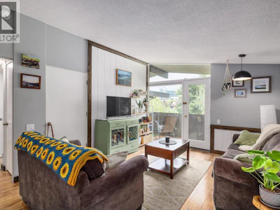 17-353 Boyce Crescent - 2