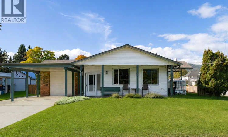 3035 Hayden Drive