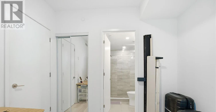 807-39 Roehampton Avenue, Toronto, ON, M4P 0B9 - 4
