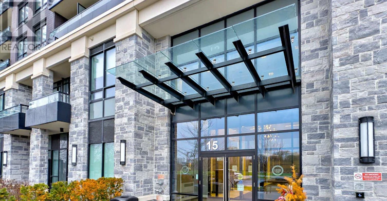 731-15 Water Walk Drive, Markham, ON, L6G 0G2 - 2