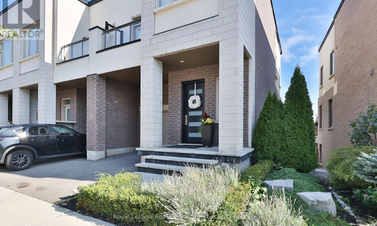 3155 Mintwood Circle