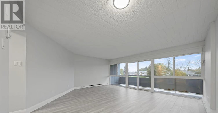 408-91 Conroy Crescent, Guelph, ON, N1G 2V5 - 2