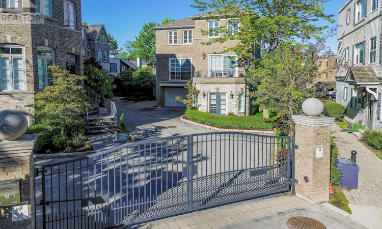 16 Nautical Lane