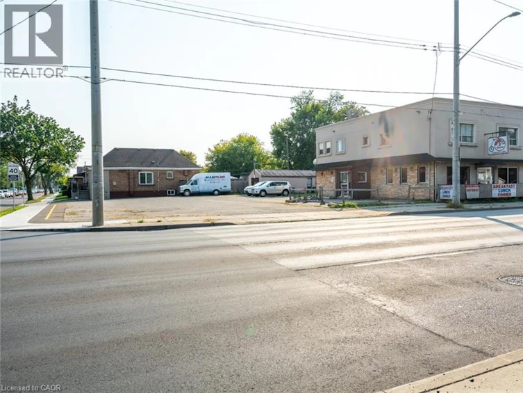 1490 Barton Street E, Hamilton, ON, L8H 2X2 - 6