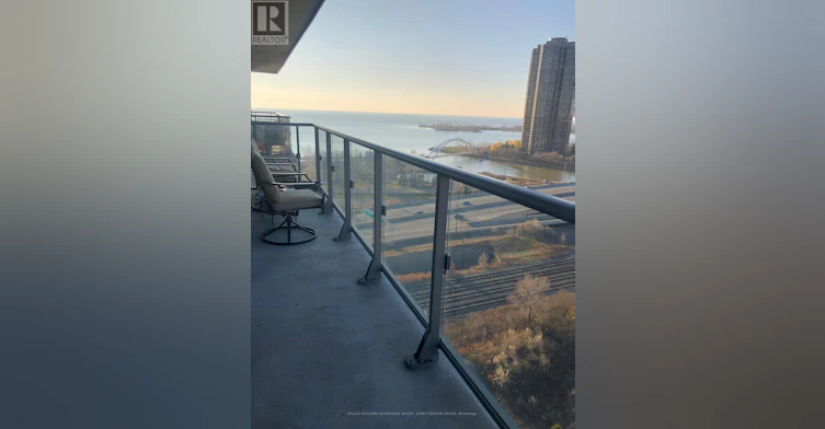 1604-105 The Queensway Avenue, Toronto, ON, M6S 5B5 - 2