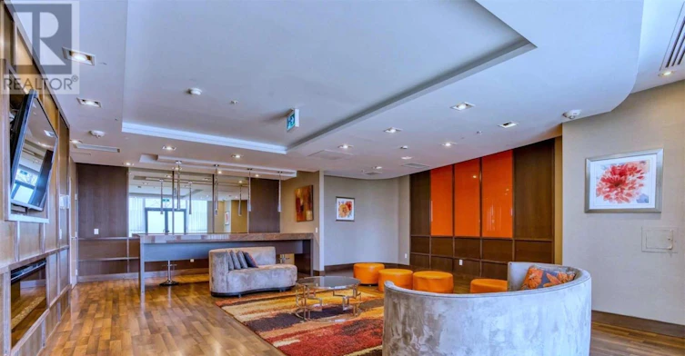 702-5740 Yonge Street, Toronto, ON, M2M 0B1 - 2