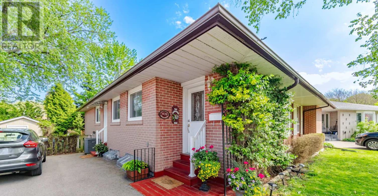 1926 Reiss Court, Mississauga, ON, L5J 3S3 - 8