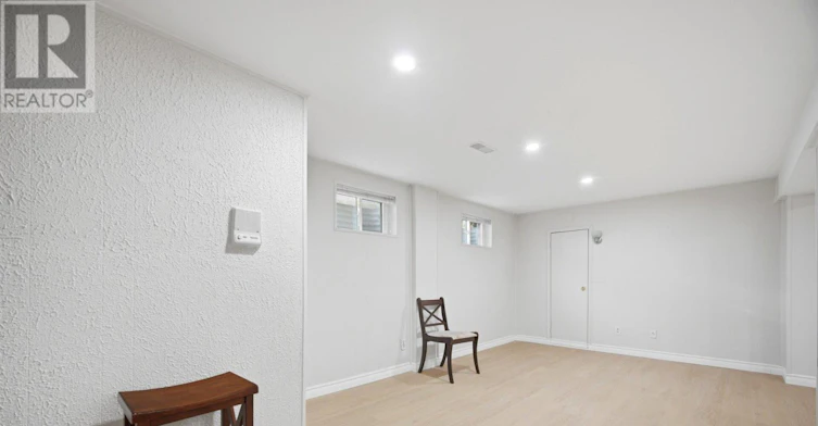 1926 Reiss Court, Mississauga, ON, L5J 3S3 - 13