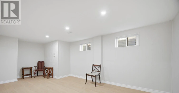 1926 Reiss Court, Mississauga, ON, L5J 3S3 - 11