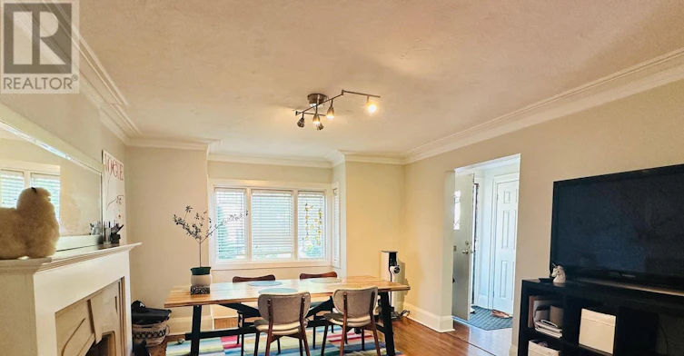 301 Old Orchard Grove, Toronto, ON, M5M 2E6 - 5