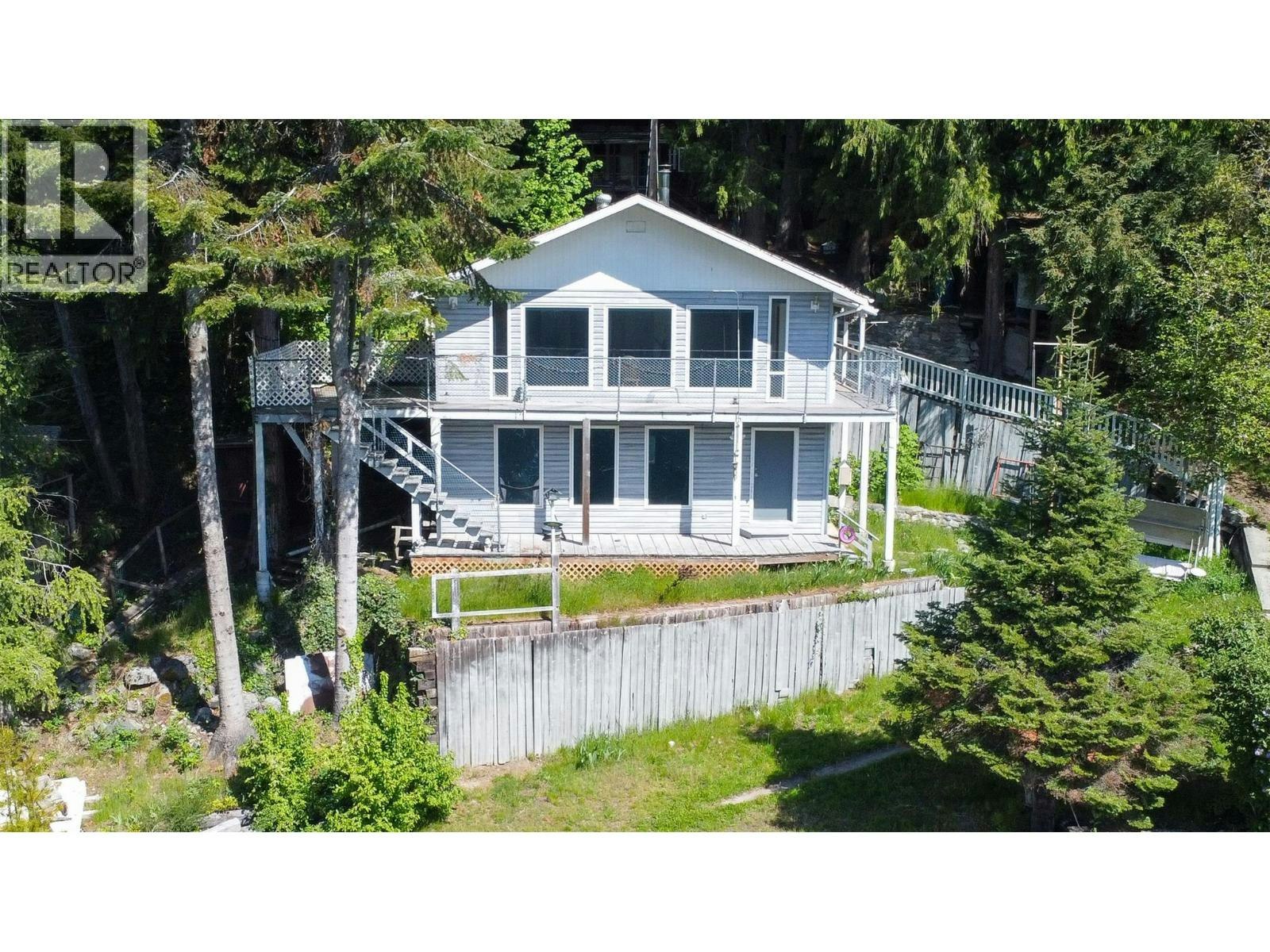 6728 3a Highway, Nelson, BC, V1L 6S2