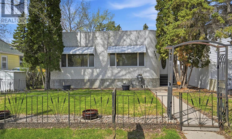 721 H Avenue S