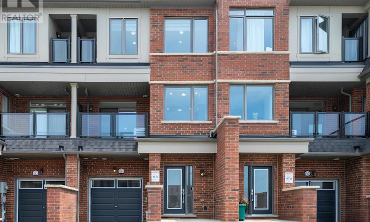 2004 Cameron Lott Crescent