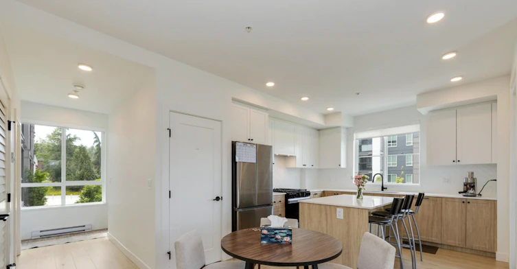 204-19953 76 Avenue, Langley, BC, V2Y 3Y1 - 4