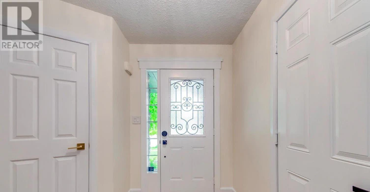 64 Templewood Drive, Kitchener, ON, N2R 1X3 - 4