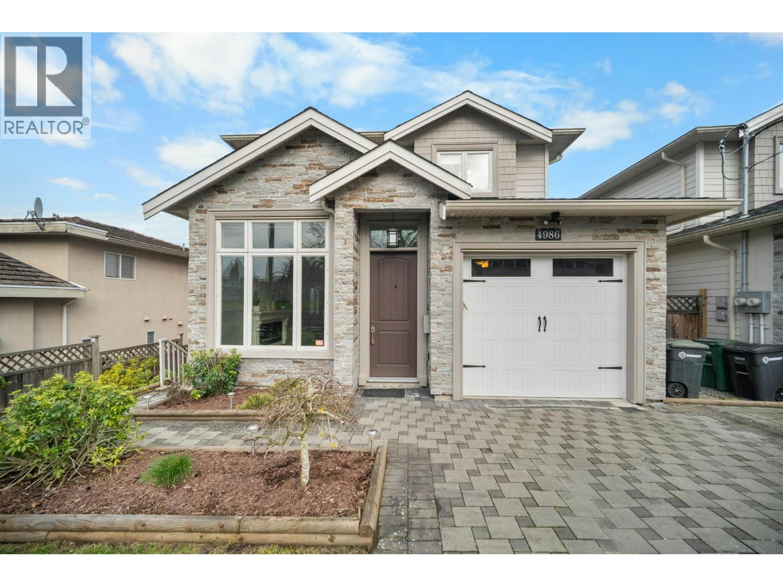 4986 Inman Avenue, Burnaby, BC, V5G 2Y6
