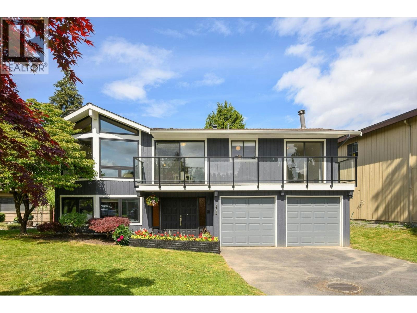 605 Allison Place, New Westminster, BC, V3L 5C1