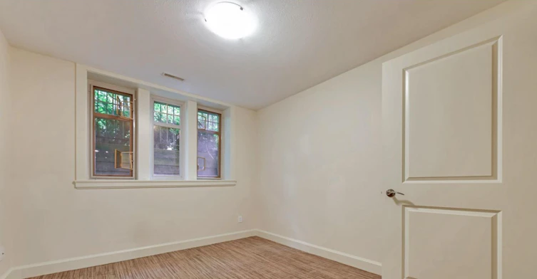 Basement-14066 24 Avenue, Surrey, BC, V4A 2H3 - 15