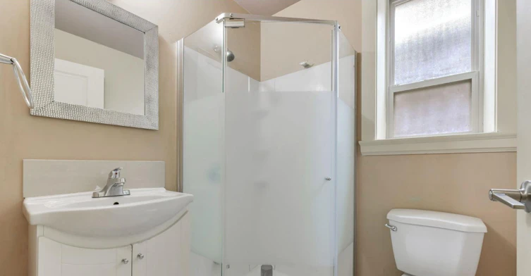 Basement-14066 24 Avenue, Surrey, BC, V4A 2H3 - 8