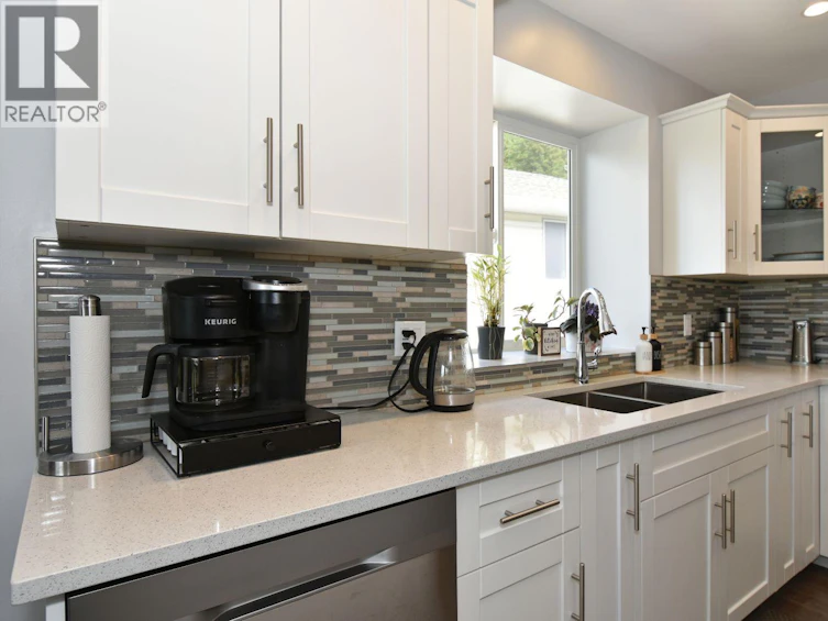 38-2592 Alpen Paradies Road, Blind Bay, BC, V0E 1H1 - 8