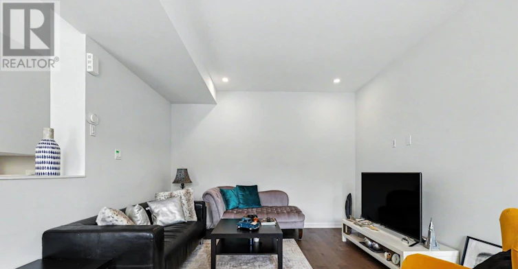 906 Lixnaw Court, Manotick, ON, K2J 6Y3 - 7
